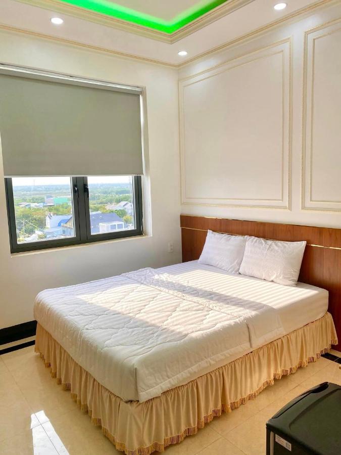 Hotel Phụng Hoàng Vũ Bac Lieu Esterno foto