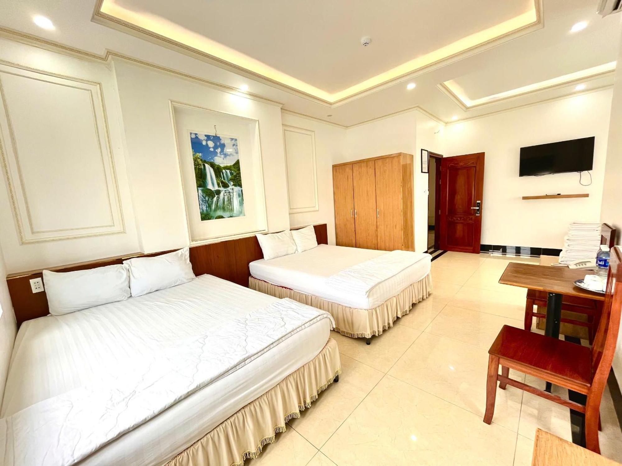 Hotel Phụng Hoàng Vũ Bac Lieu Esterno foto