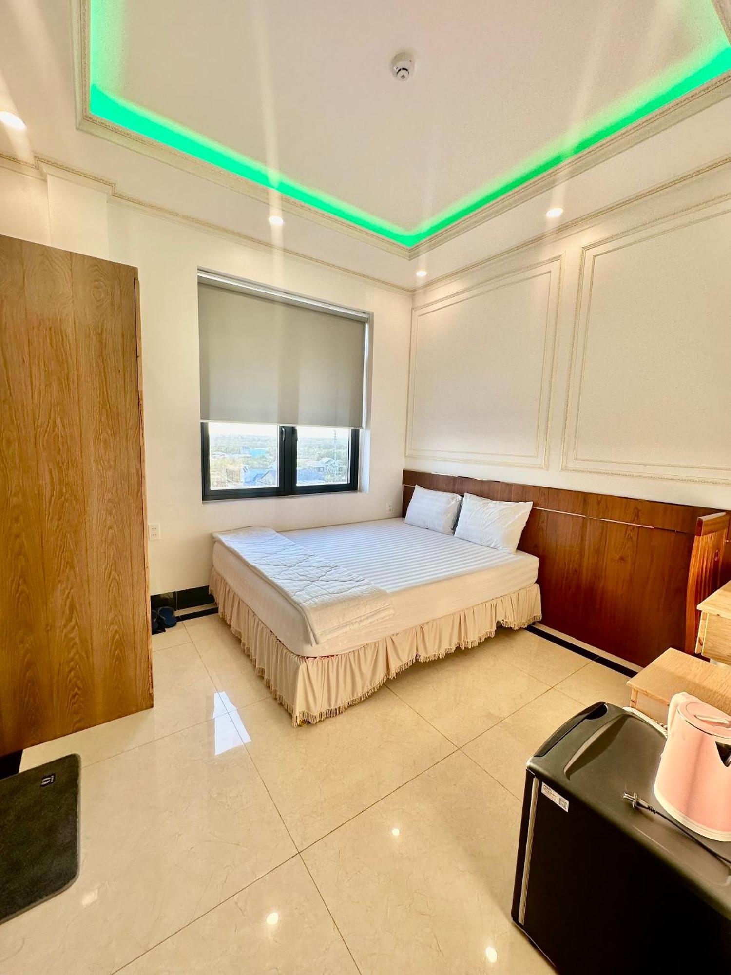 Hotel Phụng Hoàng Vũ Bac Lieu Esterno foto