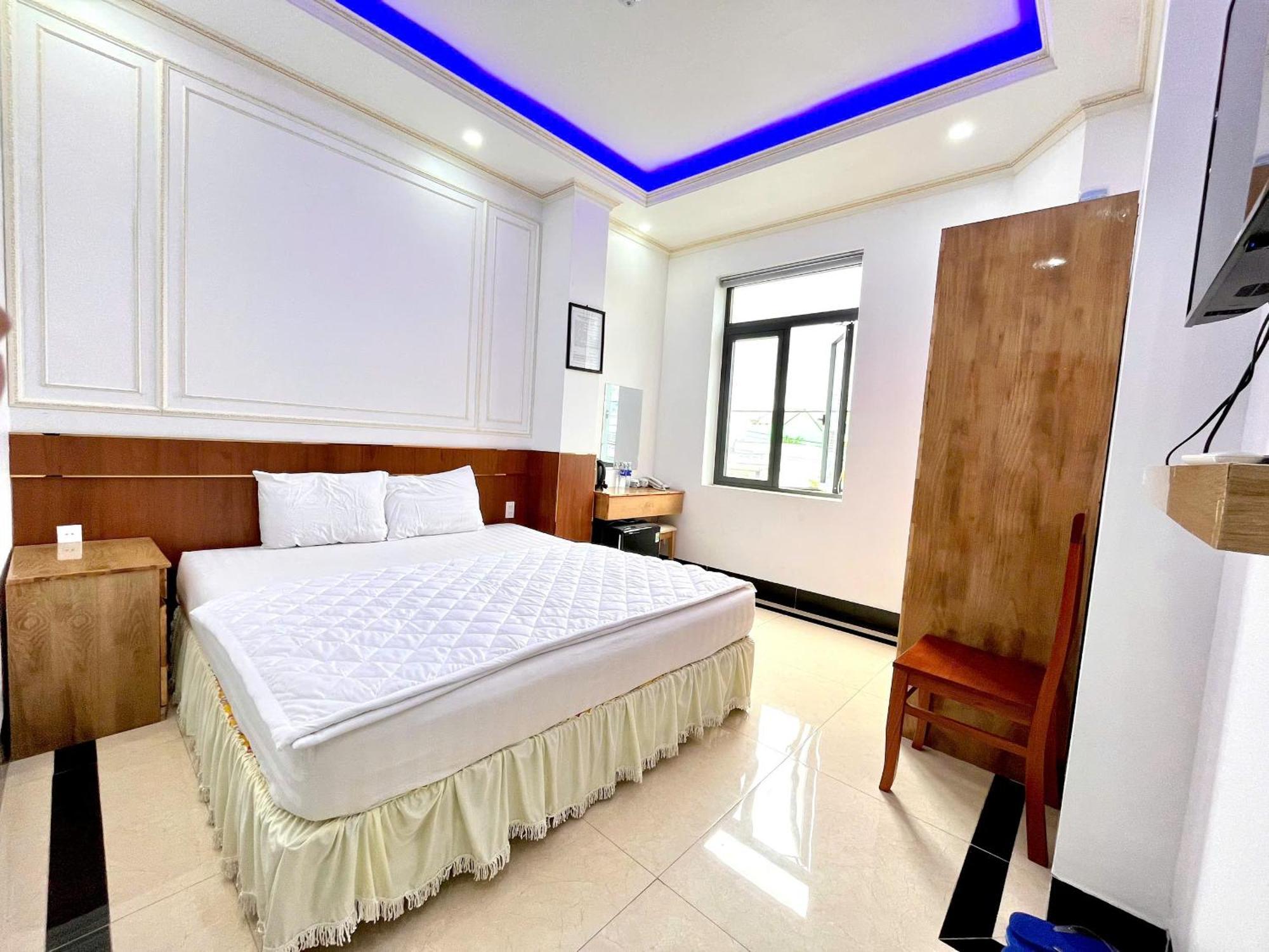 Hotel Phụng Hoàng Vũ Bac Lieu Esterno foto